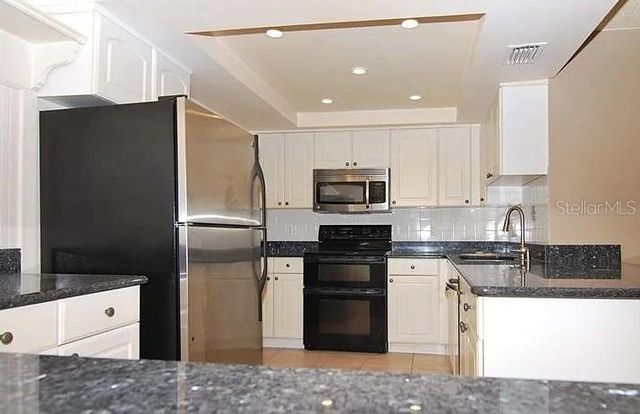 8414 17TH STREET N, St Petersburg, FL 33702