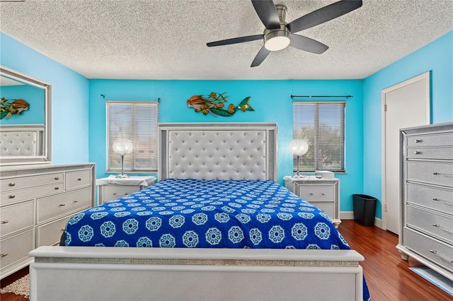 8414 17TH STREET N, St Petersburg, FL 33702
