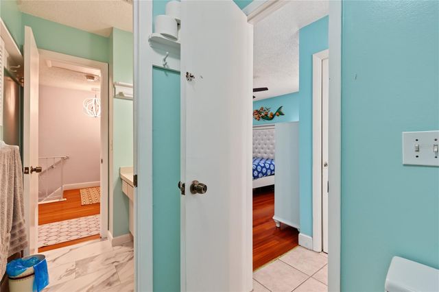 8414 17TH STREET N, St Petersburg, FL 33702
