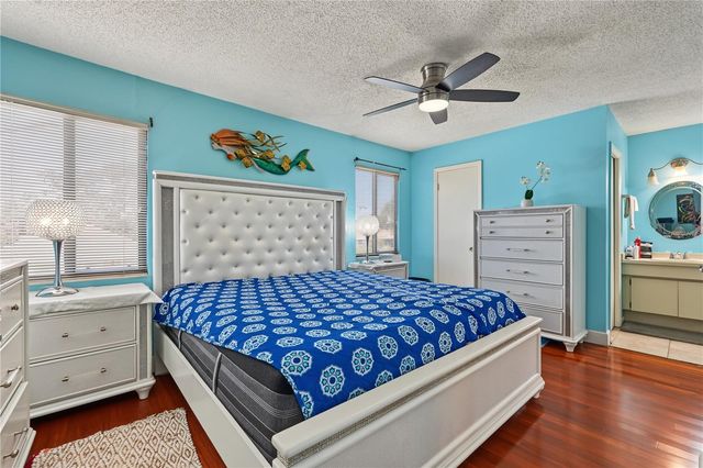8414 17TH STREET N, St Petersburg, FL 33702
