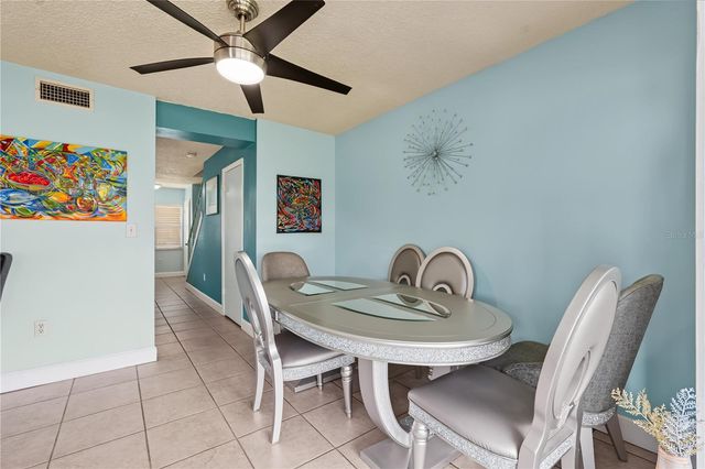 8414 17TH STREET N, St Petersburg, FL 33702