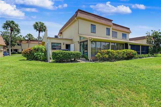 8414 17TH STREET N, St Petersburg, FL 33702