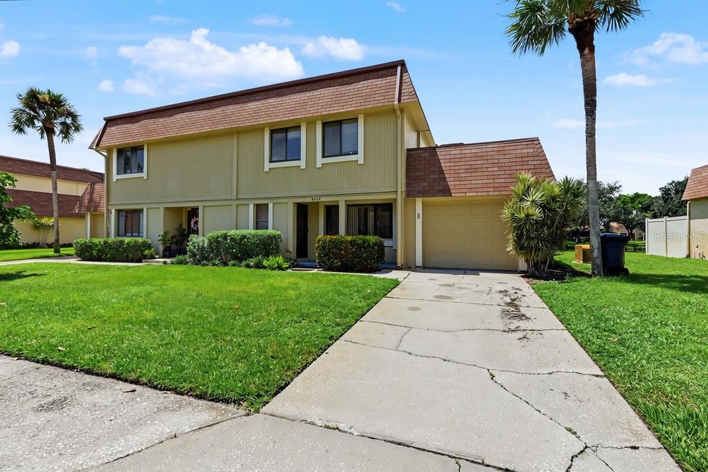 8414 17TH STREET N, St Petersburg, FL 33702