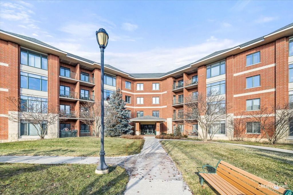 845 E 22nd Street B-115, Lombard, IL 60148