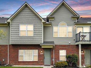 20003 Hidden Oaks Drive, Brownstown Twp, MI 48183