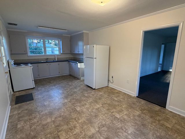 1101 Bennett Circle, Holly Hill, SC 29059