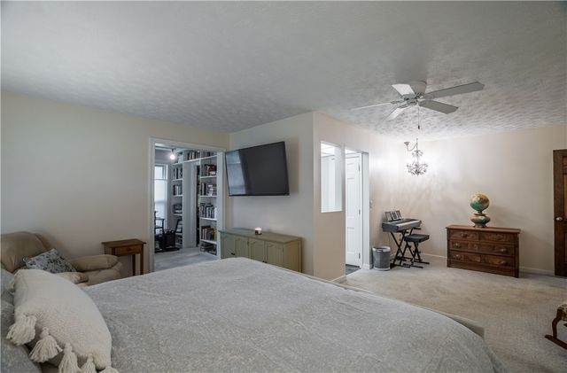 2425 Black Drive, Troy, OH 45373