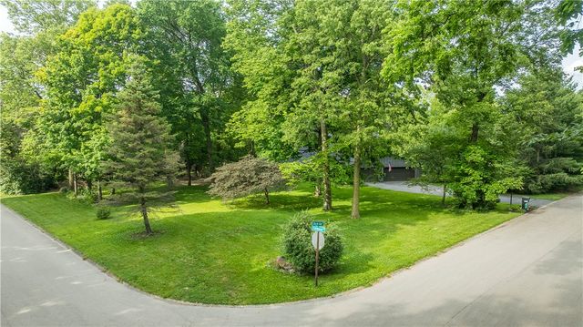 2425 Black Drive, Troy, OH 45373