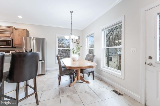 5703 CHAPIN AVE, Alexandria, VA 22303