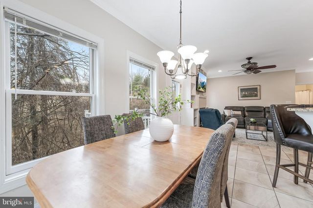 5703 CHAPIN AVE, Alexandria, VA 22303