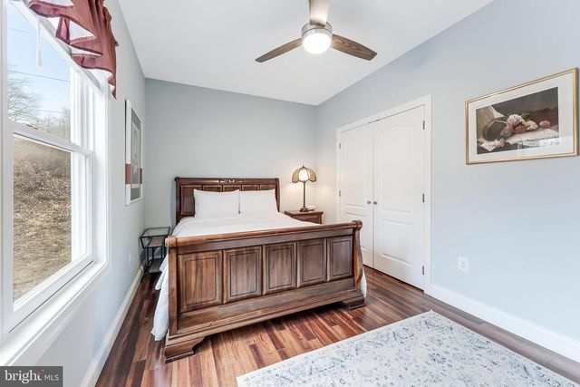 5703 CHAPIN AVE, Alexandria, VA 22303