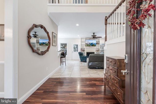 5703 CHAPIN AVE, Alexandria, VA 22303