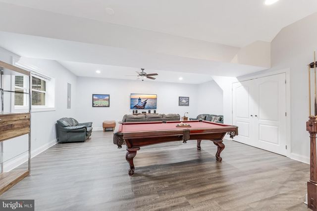 5703 CHAPIN AVE, Alexandria, VA 22303