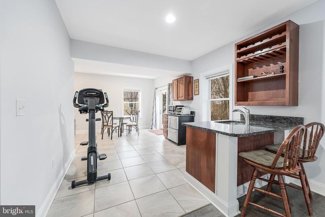 5703 CHAPIN AVE, Alexandria, VA 22303