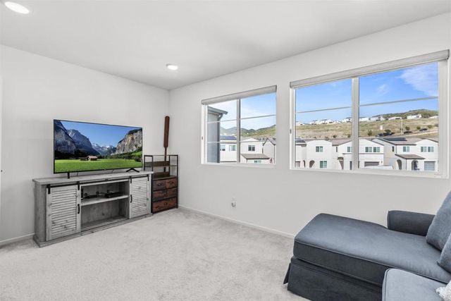 35076 HACIENDA HEIGHTS, Fallbrook, CA 92028