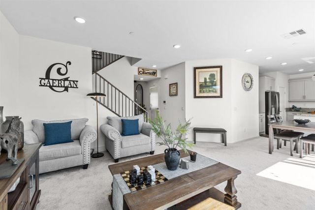 35076 HACIENDA HEIGHTS, Fallbrook, CA 92028