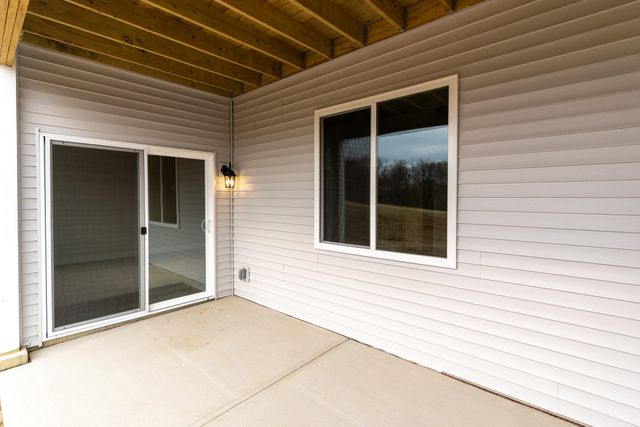 2141 Ridgeline Drive, Hebron, KY 41048