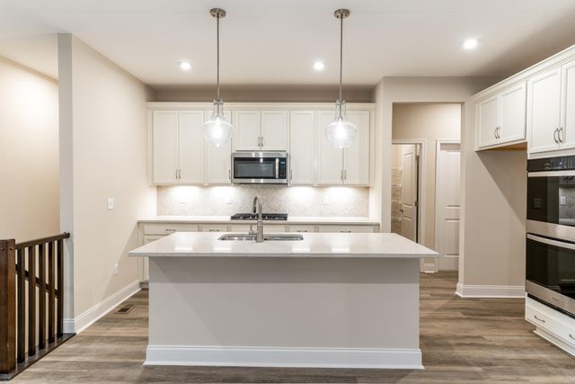 2141 Ridgeline Drive, Hebron, KY 41048