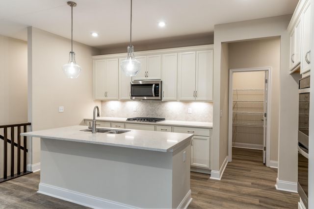 2141 Ridgeline Drive, Hebron, KY 41048