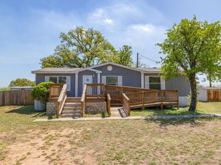 102 Blackrock Dr DR, Buchanan Dam, TX 78609