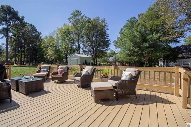 192 Deer Path Lane, Paducah, KY 42001