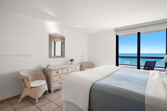 2555 Collins Ave 805, Miami Beach, FL 33140