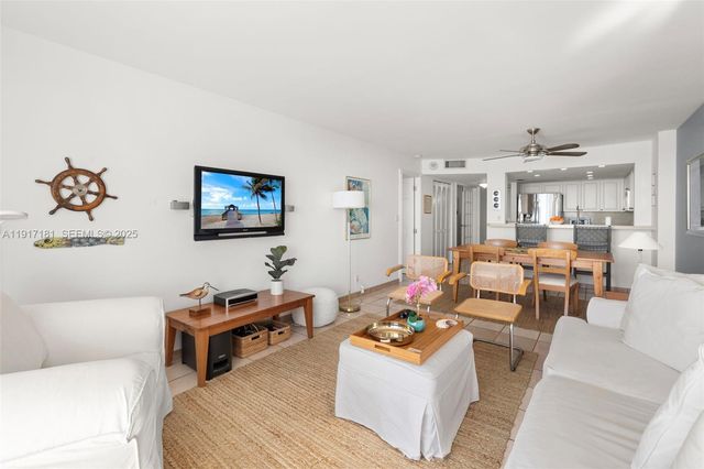 2555 Collins Ave 805, Miami Beach, FL 33140