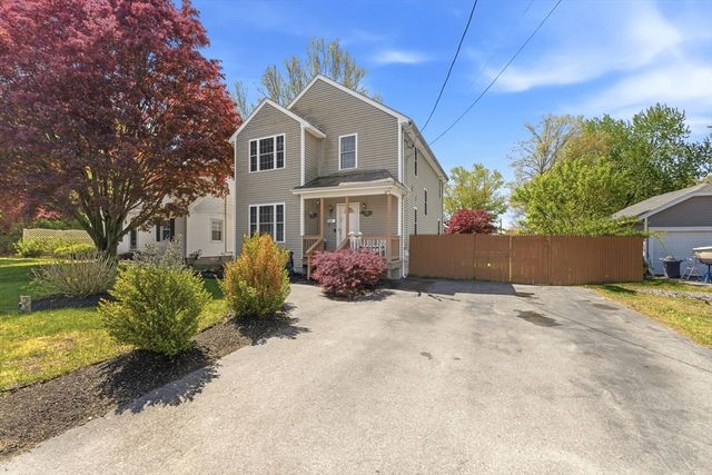 61 Metropolitan Ave, Cranston, RI 02920
