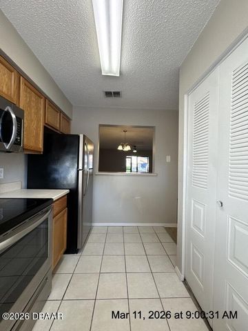 142 White Fawn Drive, Daytona Beach, FL 32114