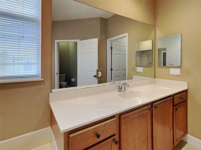 589 ERROL PARKWAY, Apopka, FL 32712