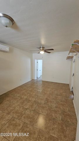 1704 S 7th Avenue, Tucson, AZ 85713