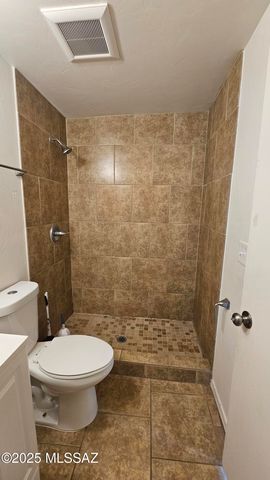 1704 S 7th Avenue, Tucson, AZ 85713