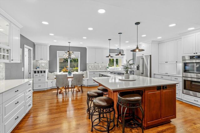6716 W Shore Drive, Edina, MN 55435