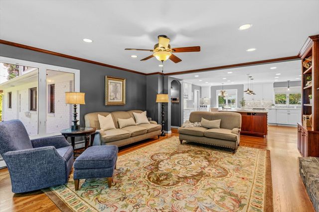 6716 W Shore Drive, Edina, MN 55435