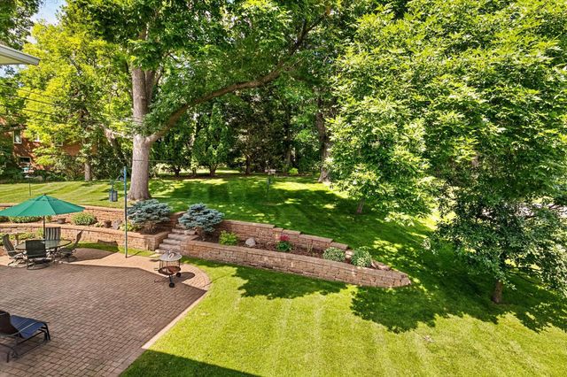 6716 W Shore Drive, Edina, MN 55435