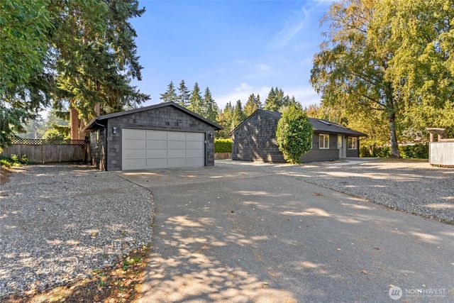 817 SW 356th Street, Federal Way, WA 98023