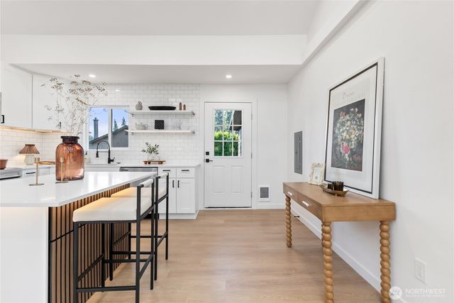 817 SW 356th Street, Federal Way, WA 98023