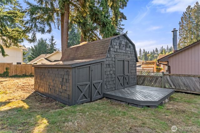 817 SW 356th Street, Federal Way, WA 98023