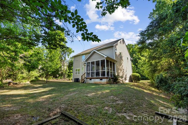 949 Autumn Glen Court, Lake Wylie, SC 29710