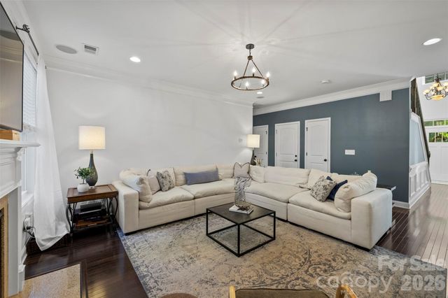 949 Autumn Glen Court, Lake Wylie, SC 29710