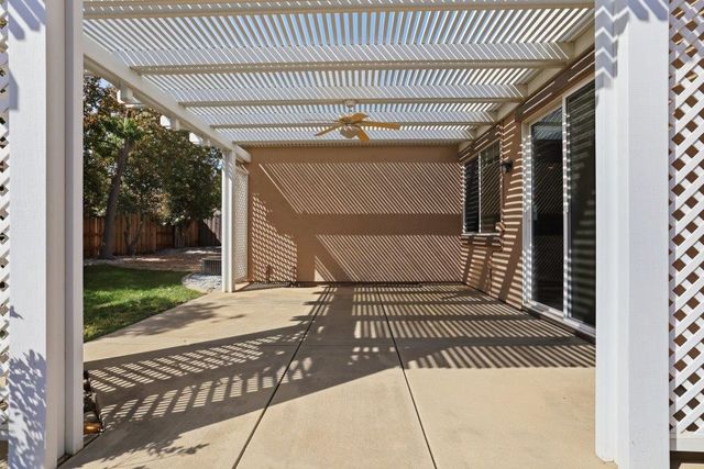 939 mcguire Ct, Folsom, CA 95630