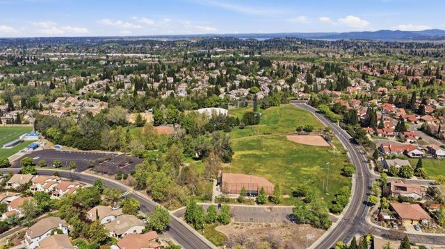 939 mcguire Ct, Folsom, CA 95630