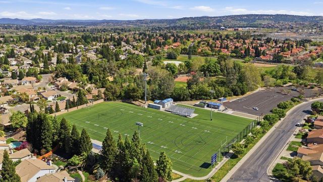 939 mcguire Ct, Folsom, CA 95630