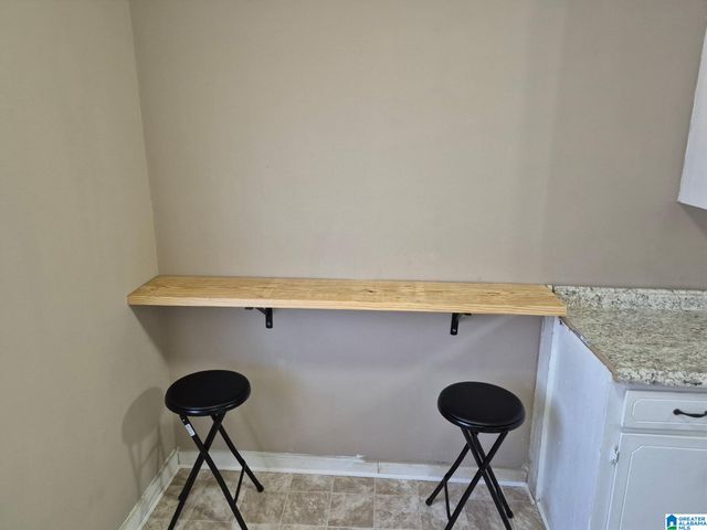 1111 1ST AVENUE N, Bessemer, AL 35020