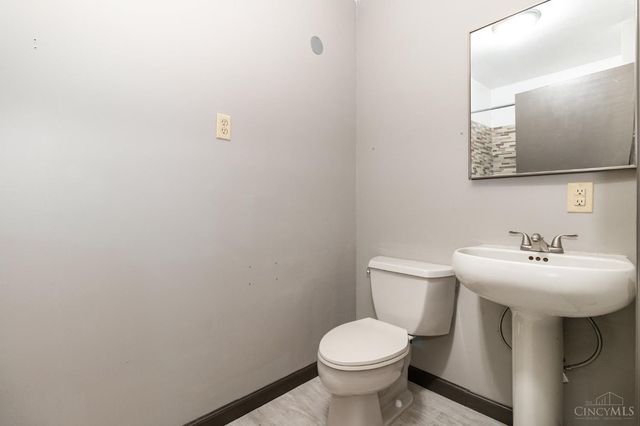 55 Olive Street, Peebles, OH 45660