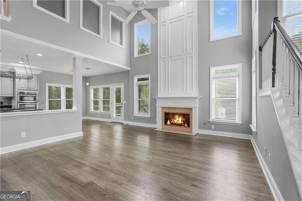 160 Treadstone Overlook, Suwanee, GA 30024 — photo 2
