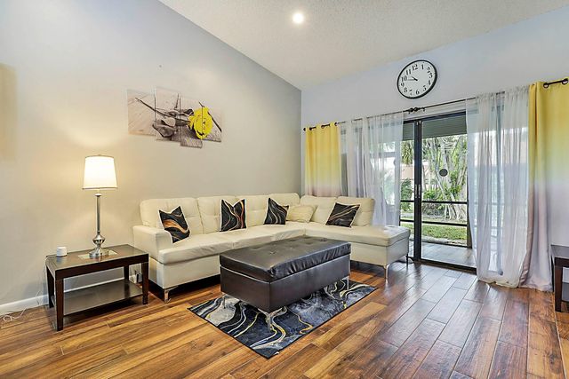 7551 Caesar St A, Lake Worth, FL 33467