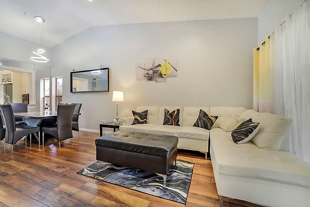 7551 Caesar St A, Lake Worth, FL 33467