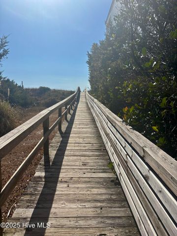 1126 Ocean Boulevard W, Supply, NC 28462