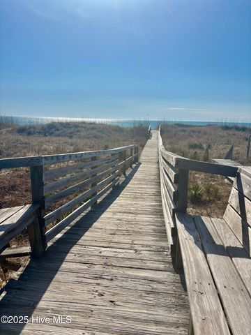 1126 Ocean Boulevard W, Supply, NC 28462